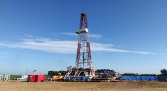 鉆井設備及技術