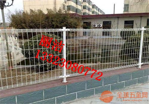 鐵絲護欄網(wǎng)的綜合介紹 用途、材質(zhì)與防盜功能